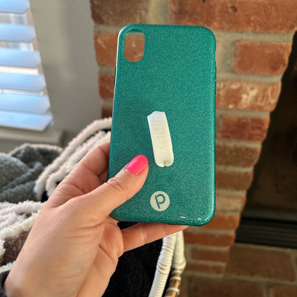 Loopy iPhone X with Mob Armor magnet